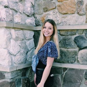 Meet your Posher, Gabby